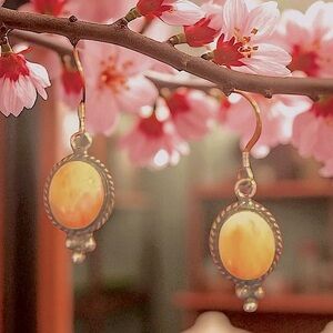 Vintage Southwestern Tribal Navajo Style Spiny Oyster Sterling Silver Earrings